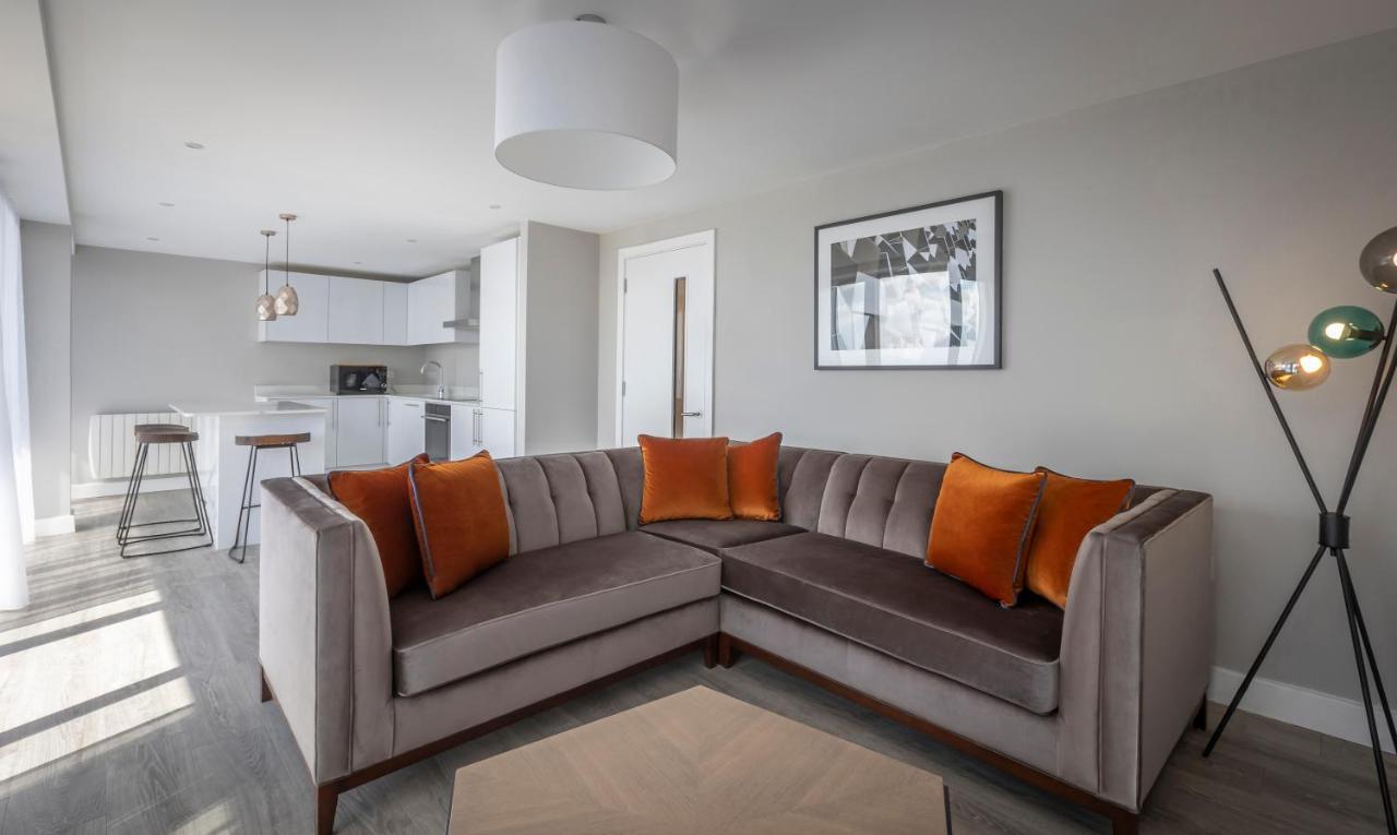 Metro Hotel Dublin Airport แซนทรี ภายนอก รูปภาพ