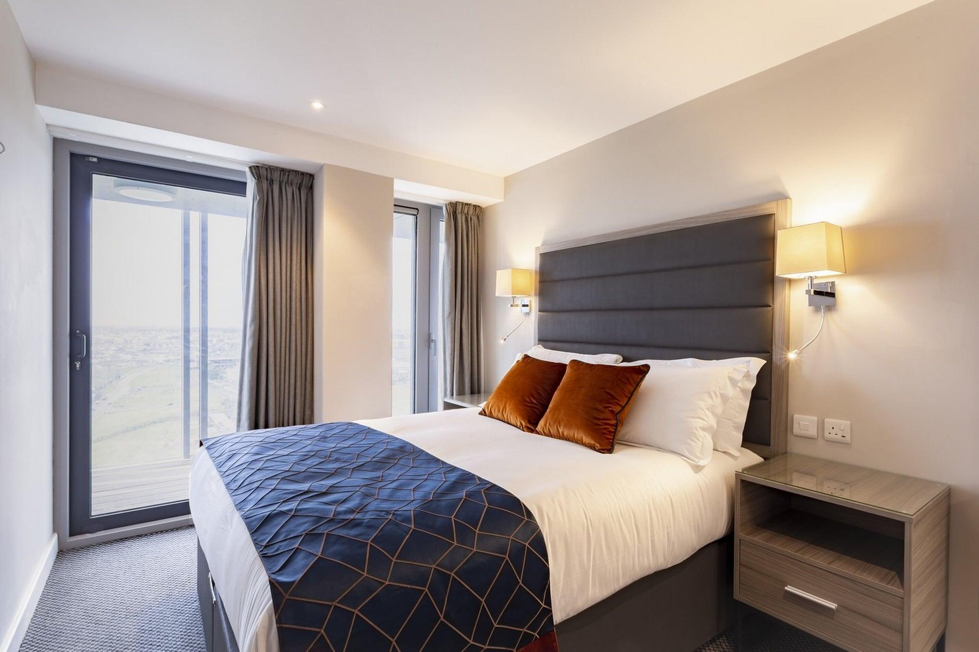 Metro Hotel Dublin Airport แซนทรี ภายนอก รูปภาพ