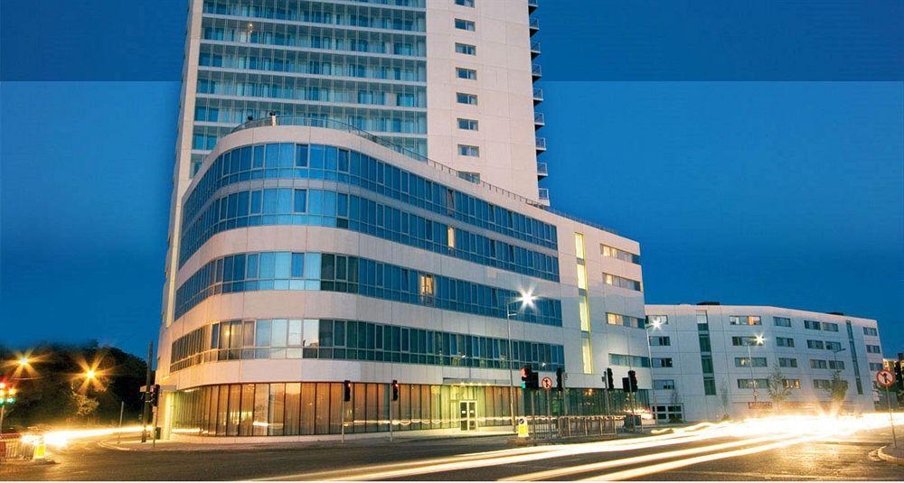 Metro Hotel Dublin Airport แซนทรี ภายนอก รูปภาพ