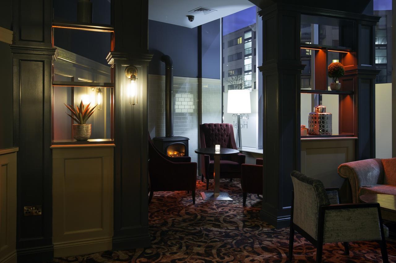 Metro Hotel Dublin Airport แซนทรี ภายนอก รูปภาพ